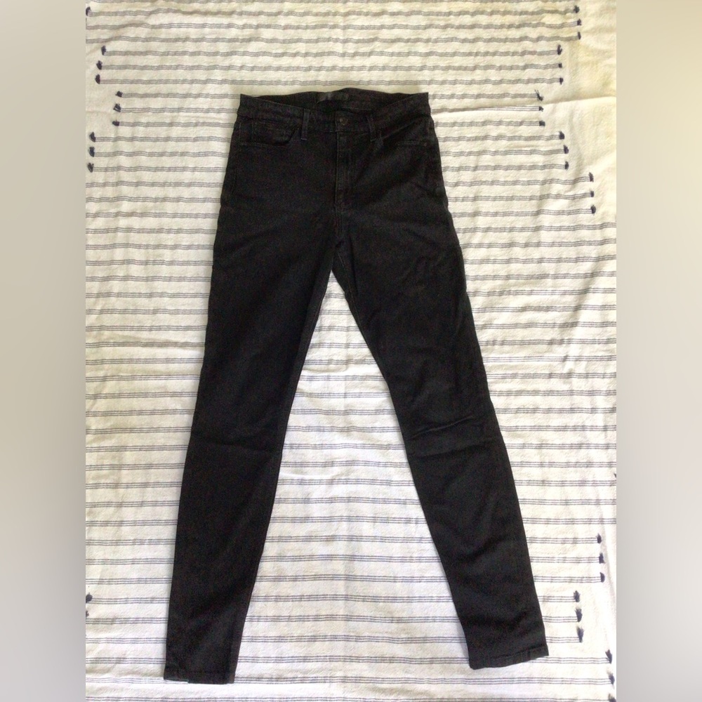 Joe’s Jeans Flawless Collection “The Charlie” high rise skinny denim SIZE 28